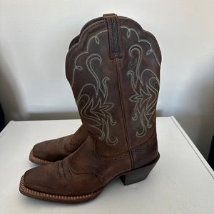 Ariat  Cowboy Boots